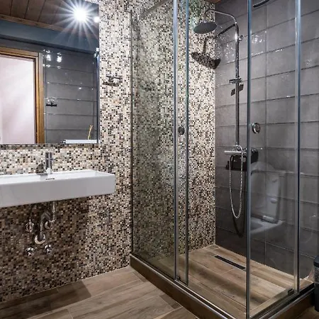 τ’αρχοντικό Παλαιός Παντελεήμων