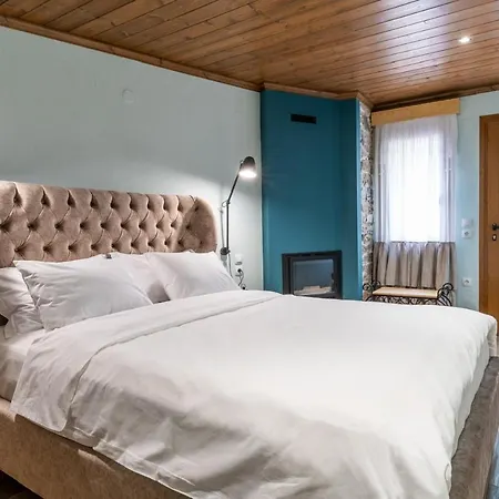 τ’αρχοντικό 3* Παλαιός Παντελεήμων