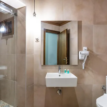 Πανσιόν τ’αρχοντικό