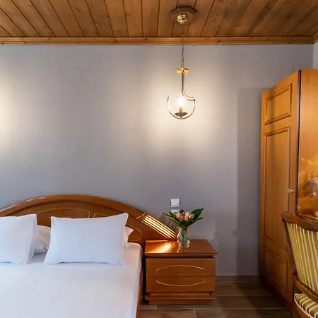 τ’αρχοντικό Παλαιός Παντελεήμων