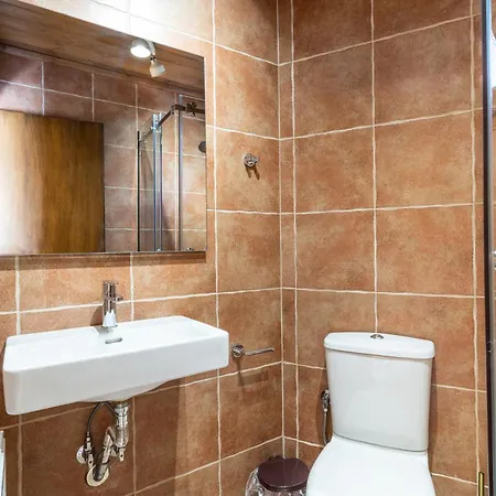 τ’αρχοντικό Παλαιός Παντελεήμων